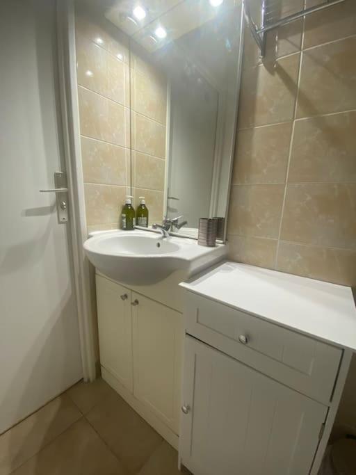 Charmant Studio Au Coeur De Paris Cosy Studio Paryż Zewnętrze zdjęcie